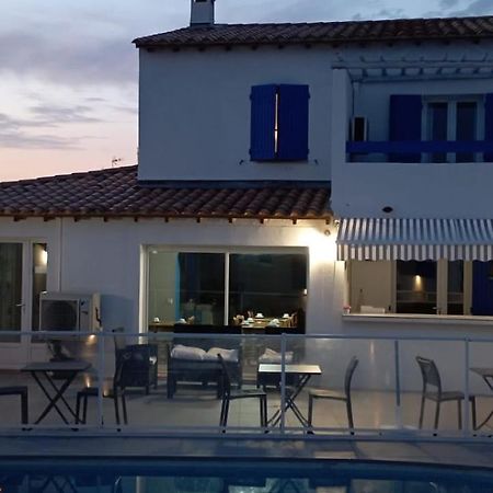 Hotel Le Bleu Marine Saintes-Maries-de-la-Mer Exteriör bild