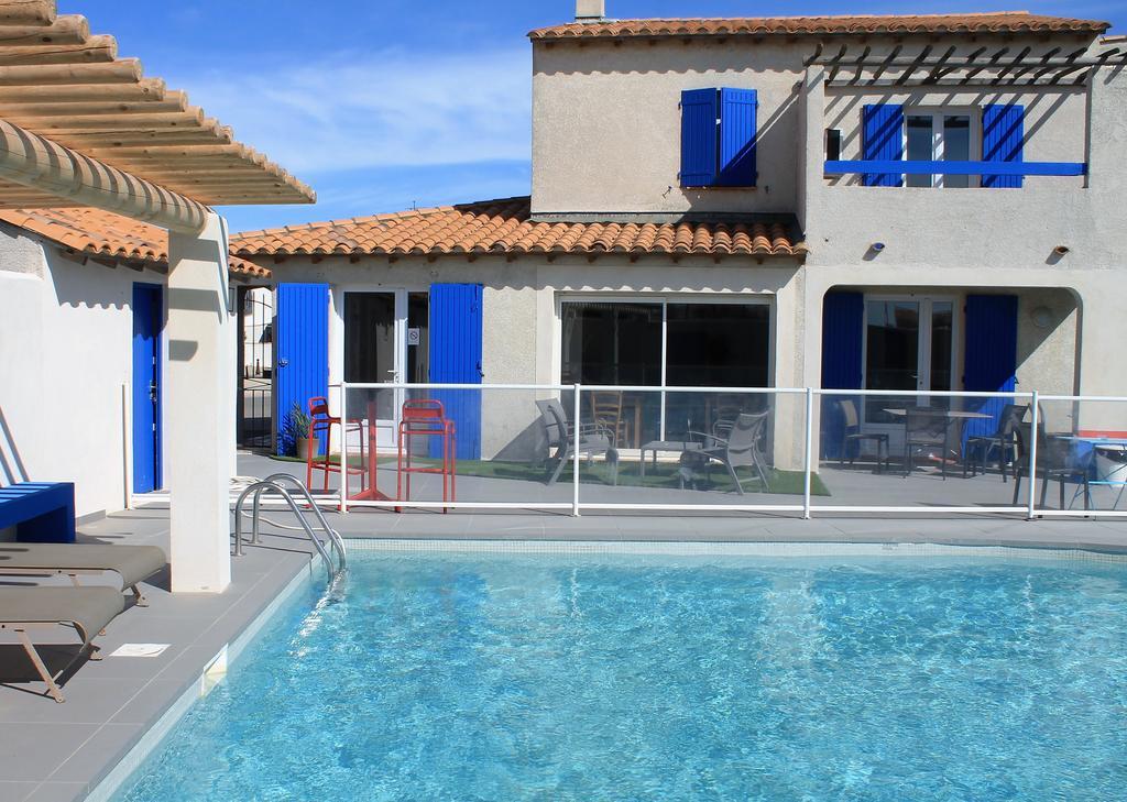 Hotel Le Bleu Marine Saintes-Maries-de-la-Mer Exteriör bild
